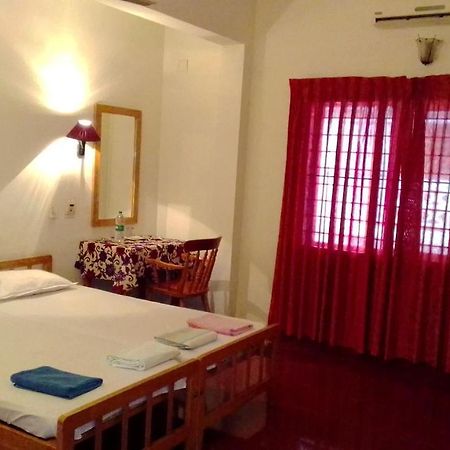 Vintage Inn Kochi Exterior photo