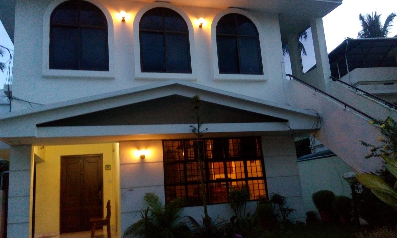 Vintage Inn Kochi Exterior photo